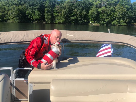 8489626B-A418-48C0-9729-4742DF24F1B8